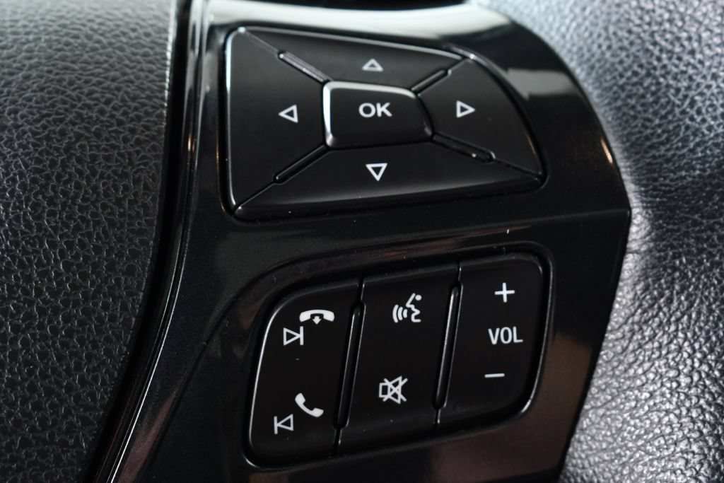 Used 2019 Ford Explorer XLT w/ Equipment Group 202A AWD/4WD image 34