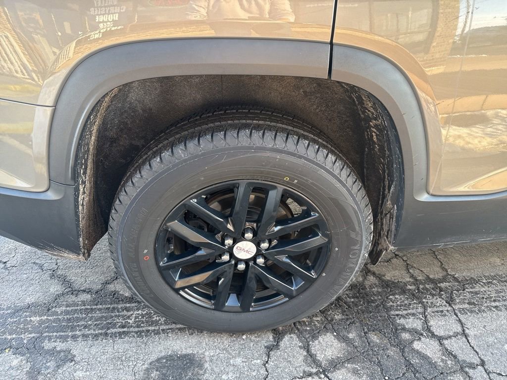 Used 2019 GMC Acadia SLT image 16