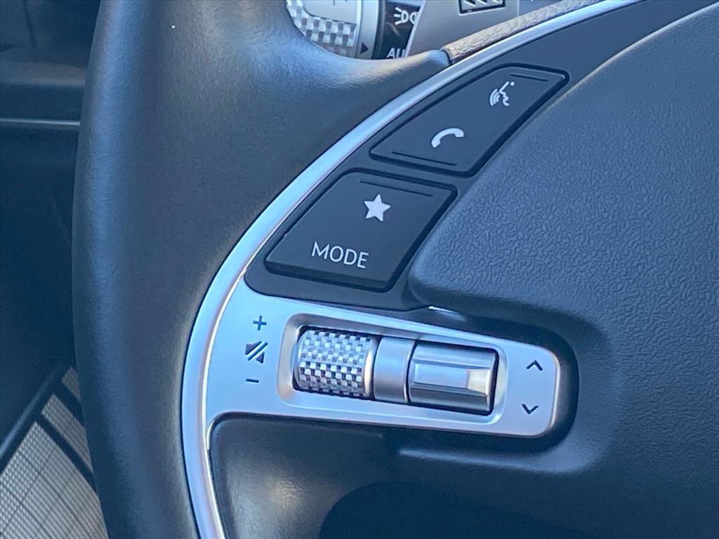 Used 2023 Genesis G80 image 7