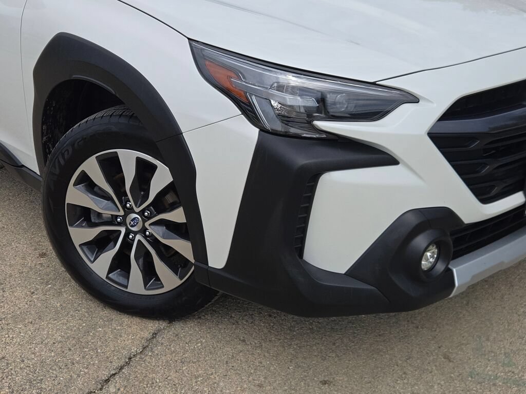 Used 2024 Subaru Outback Limited AWD/4WD image 5