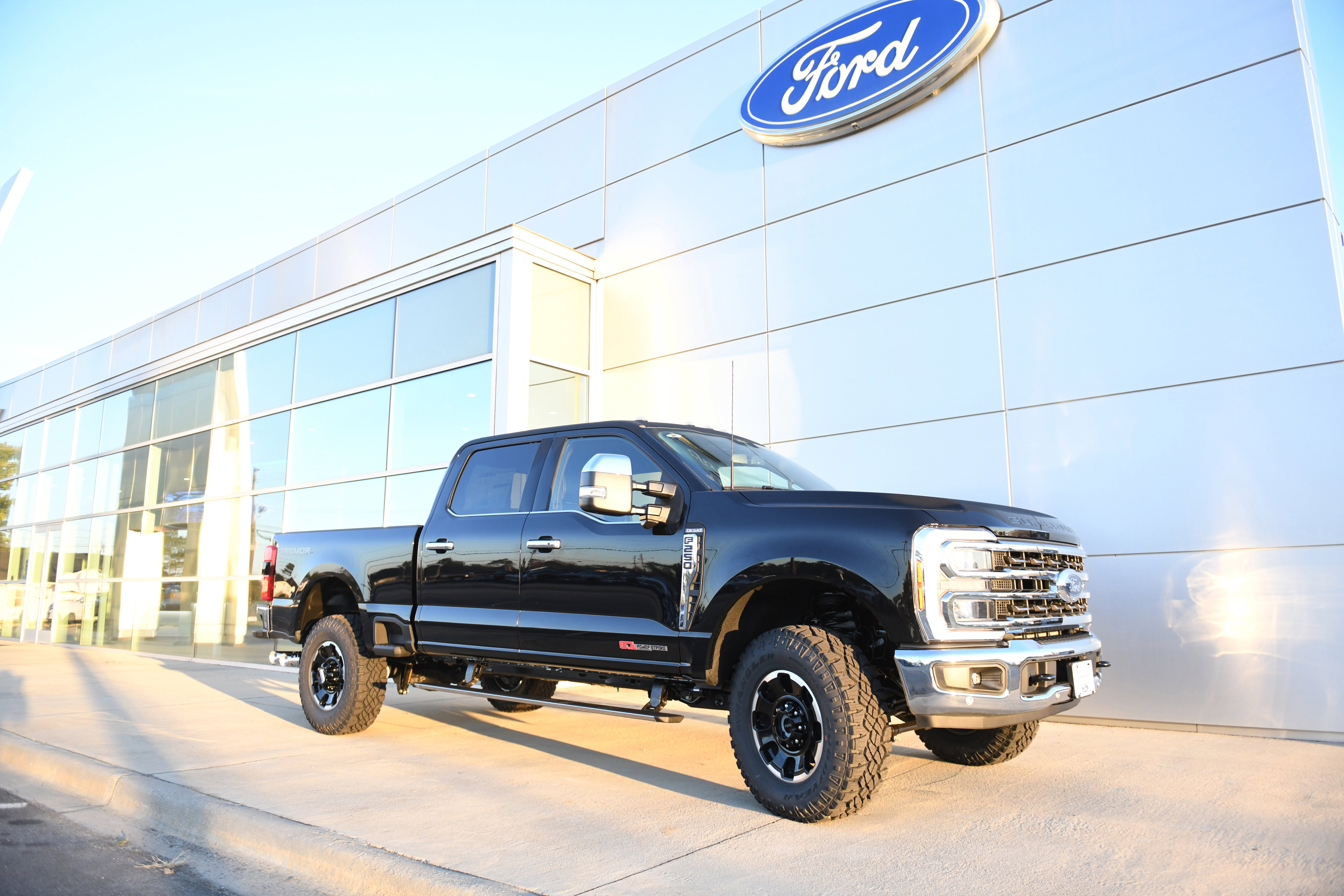New 2026 Ford F250 King Ranch w/ Tremor Off-Road Package image 16