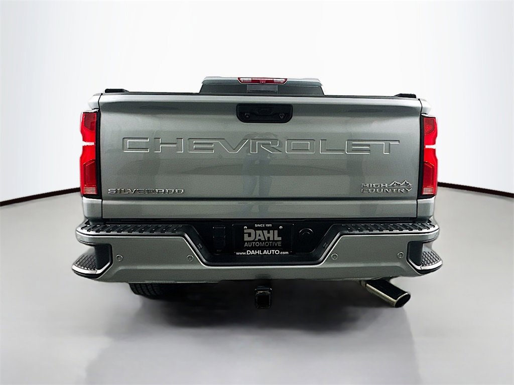 Used 2024 Chevrolet Silverado 2500 High Country image 6
