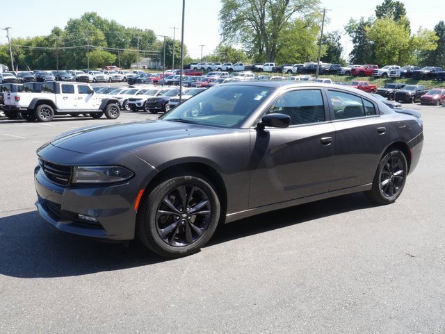 Used 2021 Dodge Charger SXT w/ Blacktop Package image 8