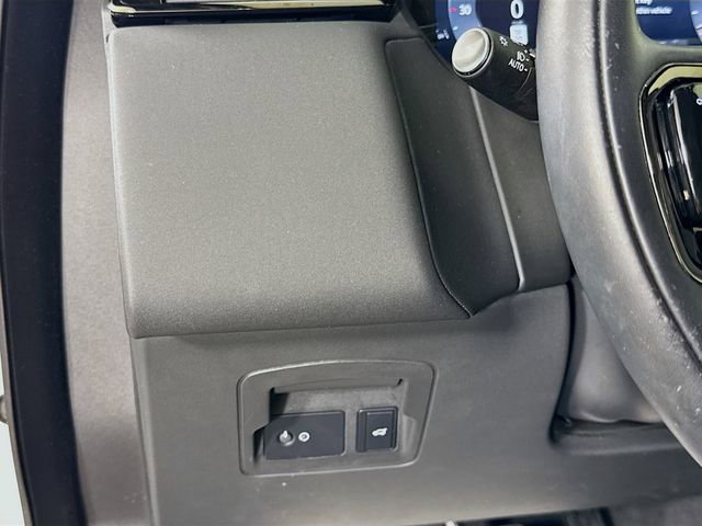 Used 2026 Land Rover Range Rover Velar S image 10