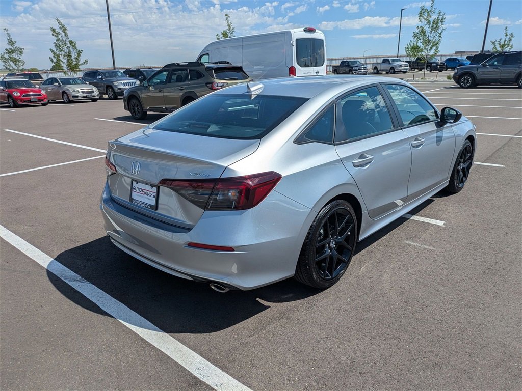 Used 2025 Honda Civic Sport image 3