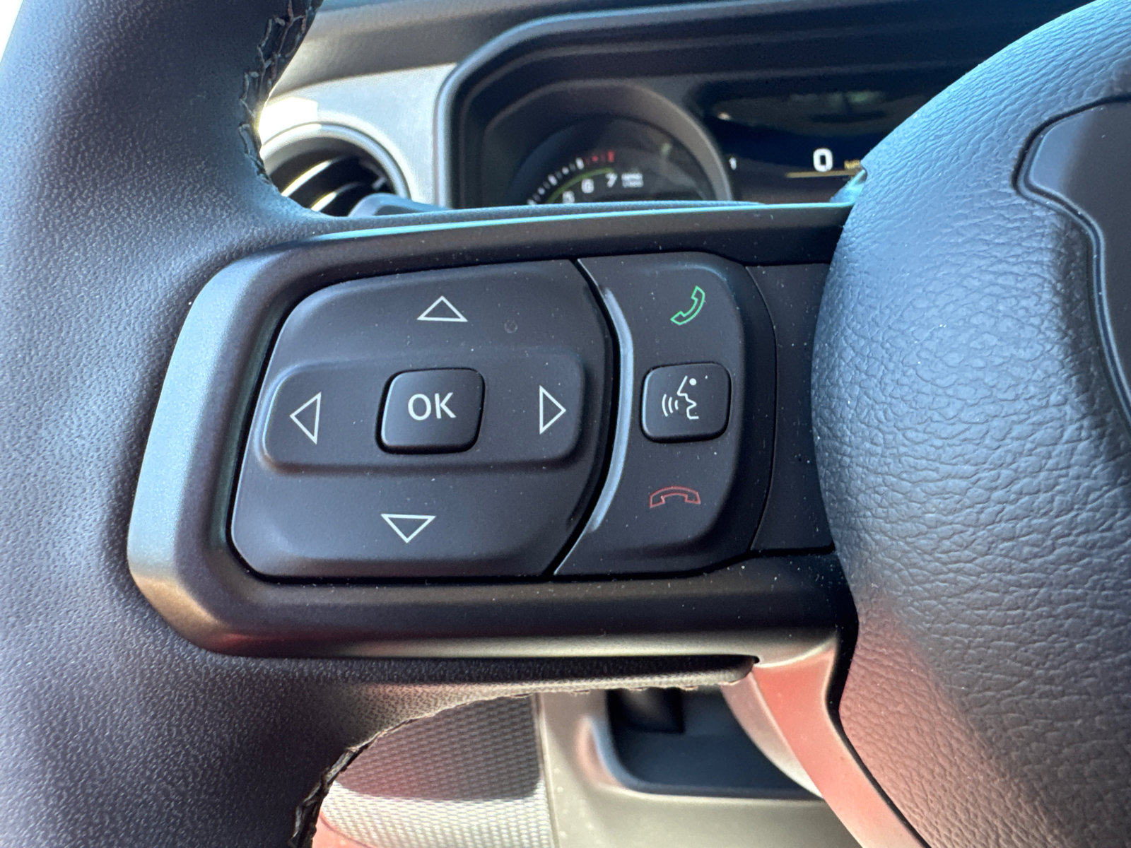 Used 2025 Jeep Wrangler Willys image 30