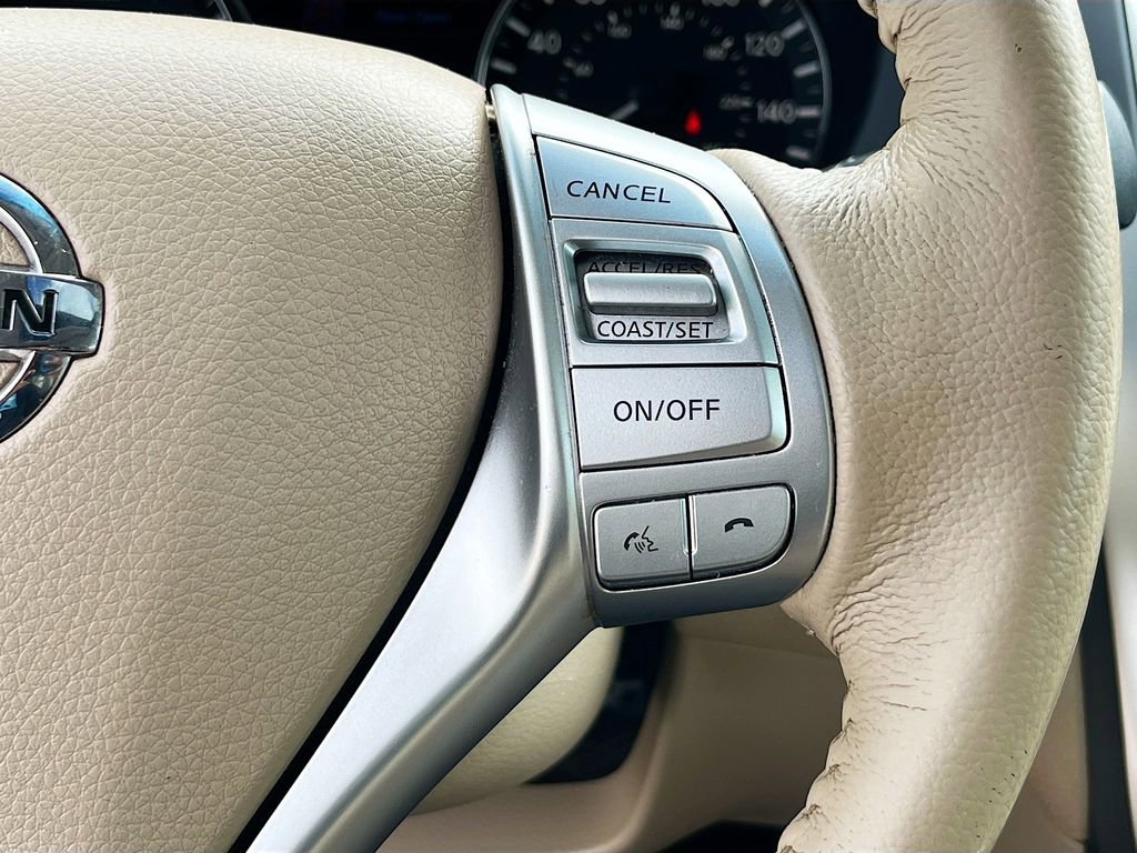 Used 2017 Nissan Altima 2.5 SL w/ Moonroof Package image 34