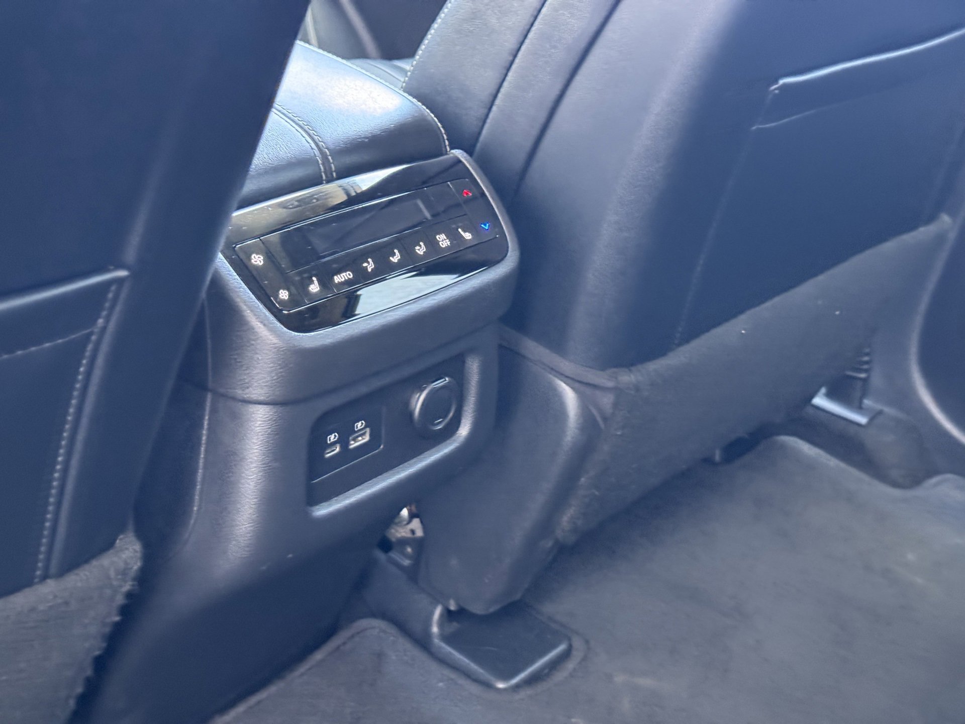 Used 2024 INFINITI QX60 Pure image 17