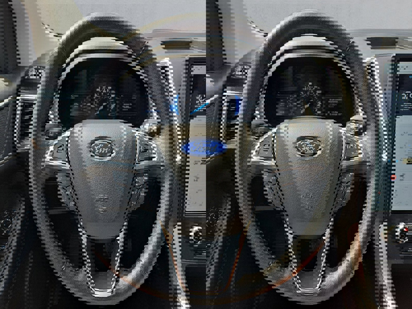 Used 2023 Ford Edge SEL w/ Convenience Package AWD/4WD image 13