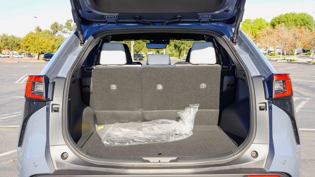 Used 2025 Subaru Solterra Touring w/ Touring Package image 14