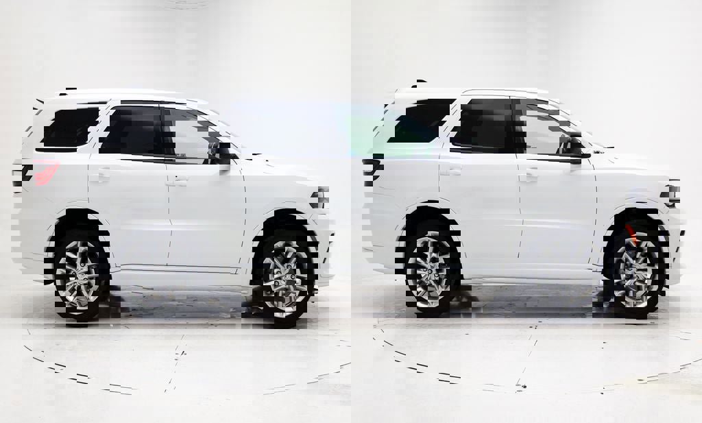 Used 2023 Dodge Durango GT image 3