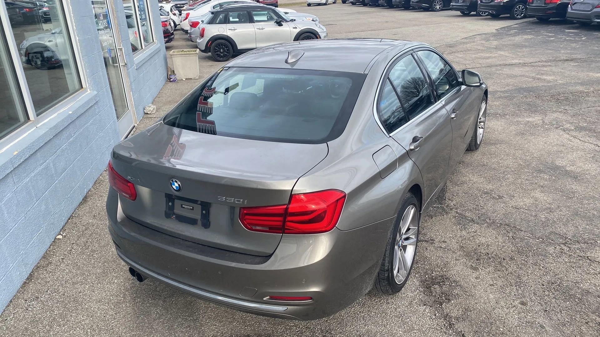 Used 2017 BMW 330i xDrive Sedan image 29