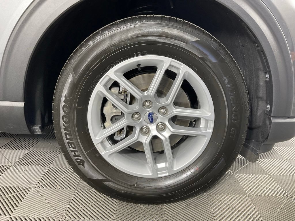 Certified 2026 Ford Explorer Active RWD image 10