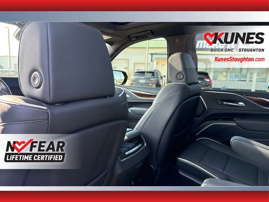 Used 2023 Cadillac Escalade Premium Luxury w/ Touring Package AWD/4WD image 34