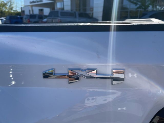 New 2026 GMC Canyon Elevation w/ Convenience Package image 9