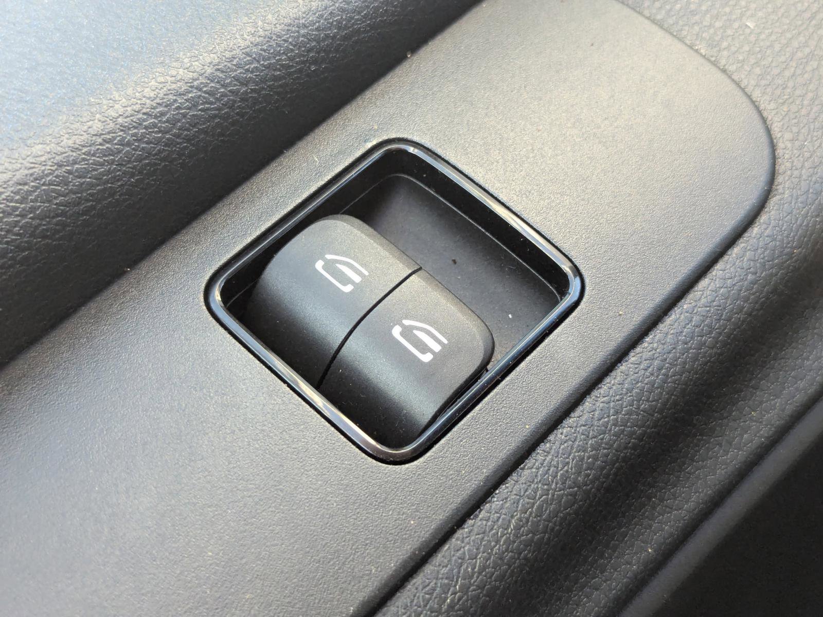 Used 2019 Mercedes-Benz Sprinter 2500 image 21