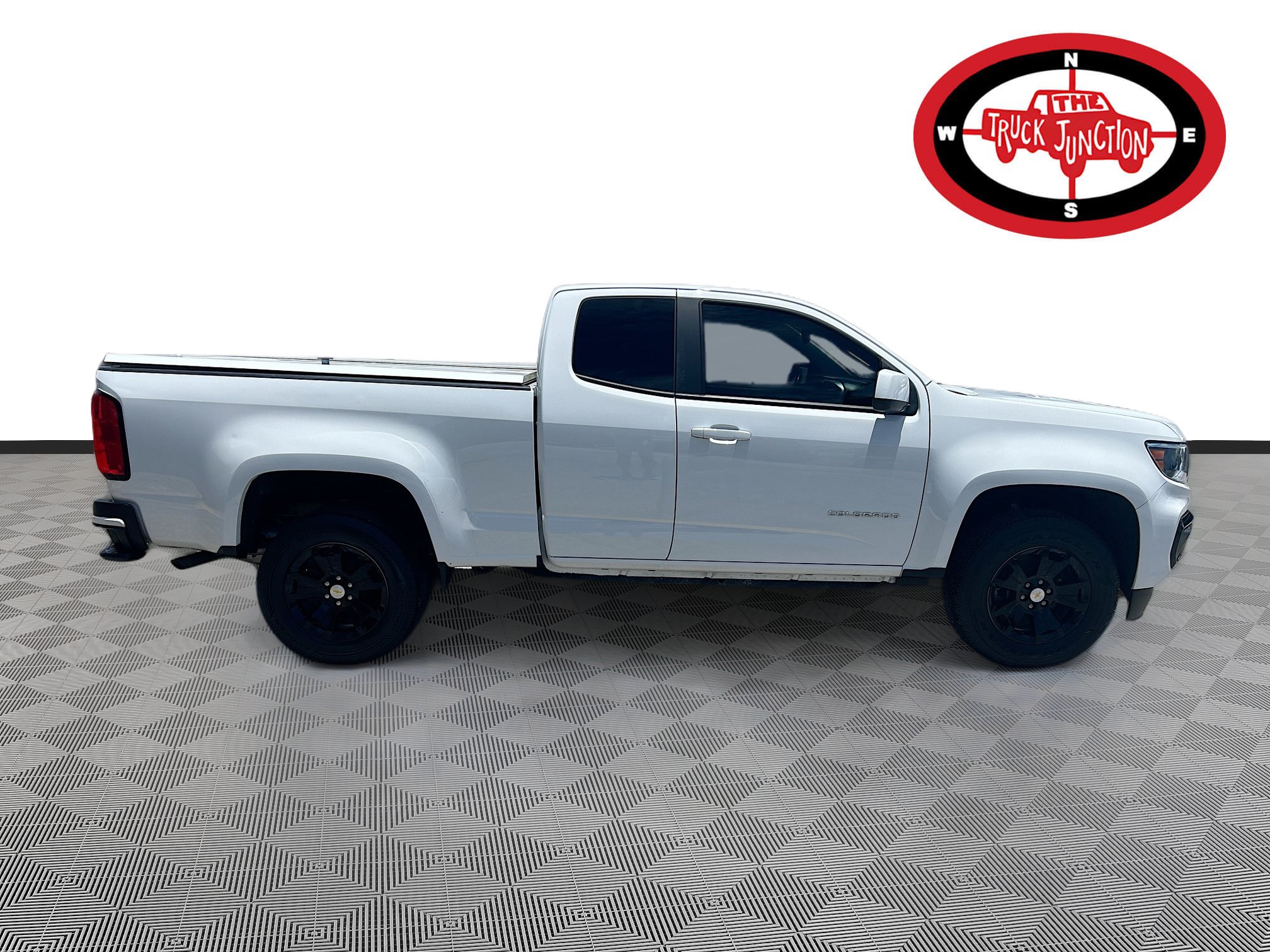 Used 2022 Chevrolet Colorado LT w/ Fleet Safety Package RWD image 8