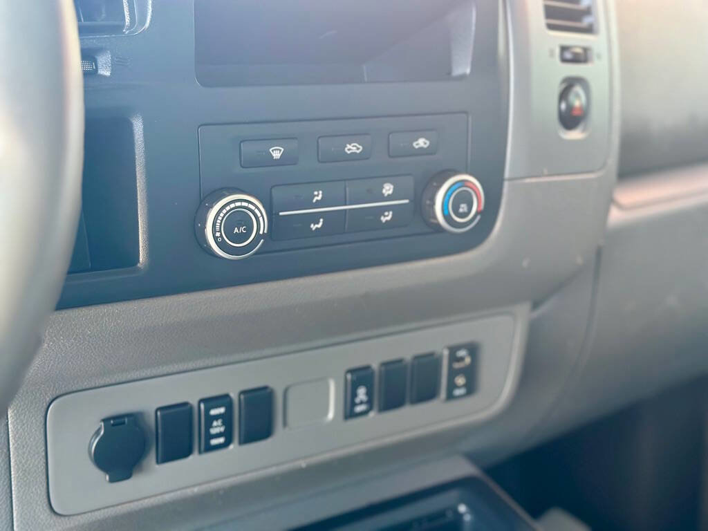 Used 2021 Nissan NV 2500 SV image 11