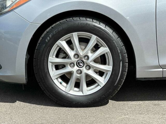 Used 2016 MAZDA MAZDA3 i Touring w/ Popular Equipment Package FWD image 34