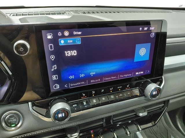 Used 2024 Chevrolet Colorado LT w/ LT Convenience Package III image 36