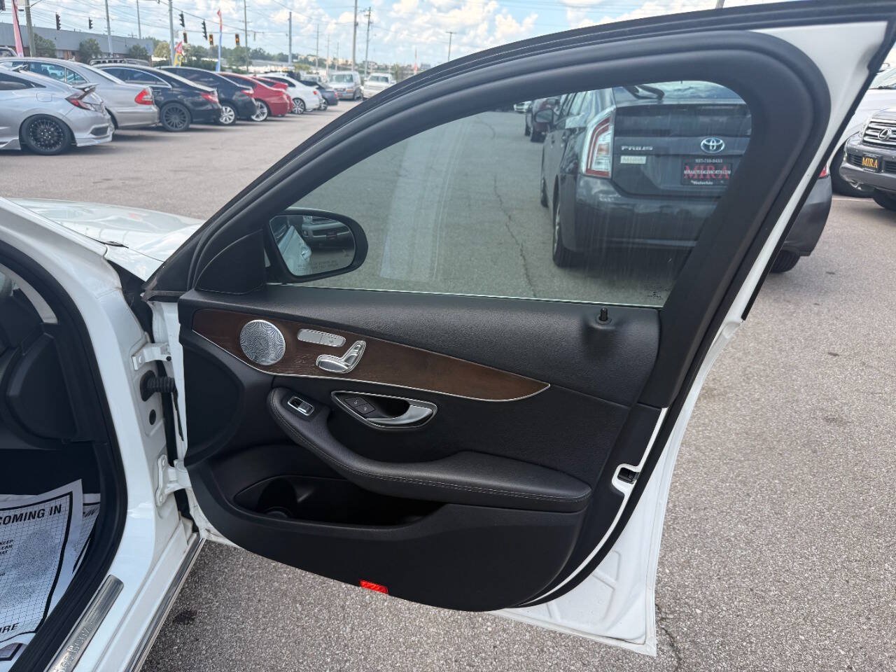 Used 2017 Mercedes-Benz C 300 Sedan image 30