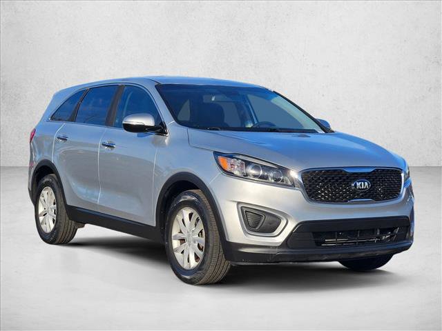 Used 2017 Kia Sorento L FWD image 3