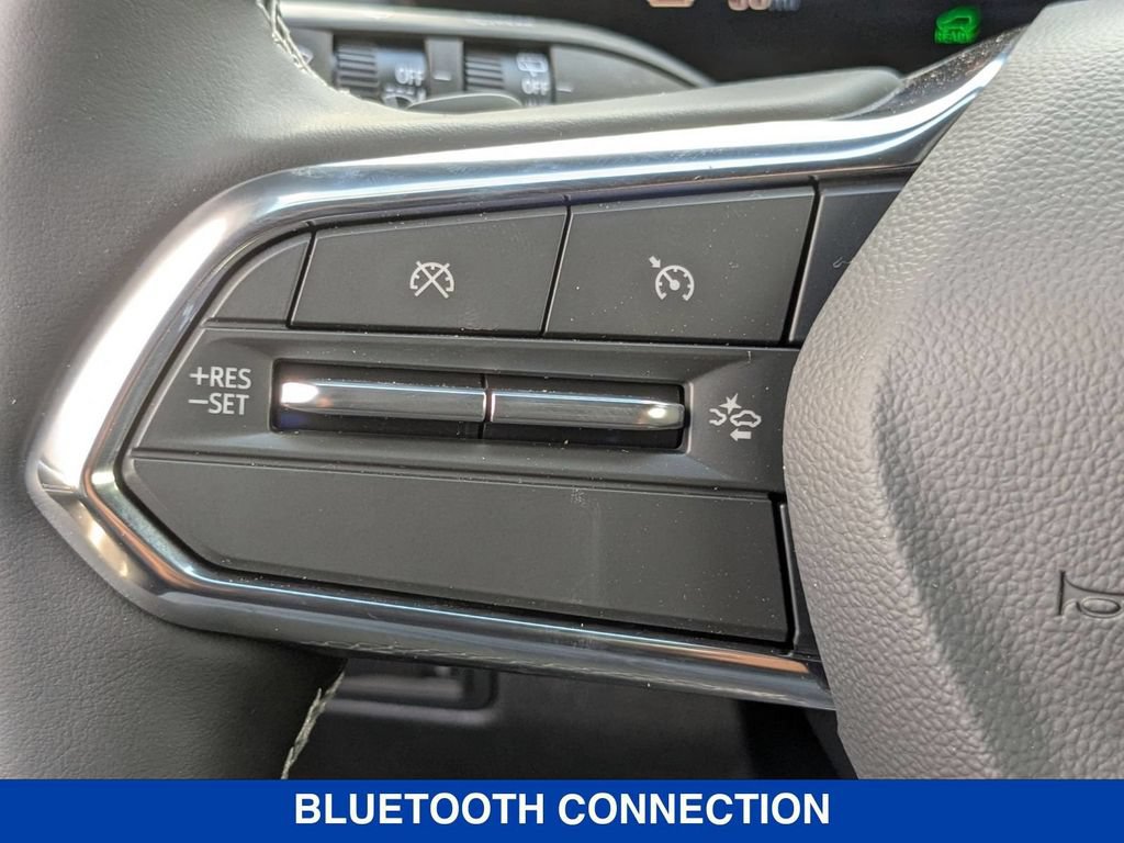 New 2025 Chevrolet Equinox EV LT AWD/4WD image 16