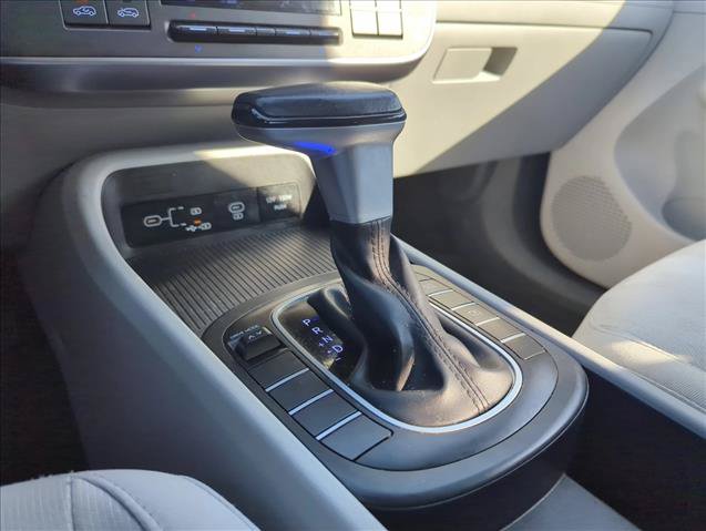 Used 2025 Hyundai Kona SEL FWD image 11