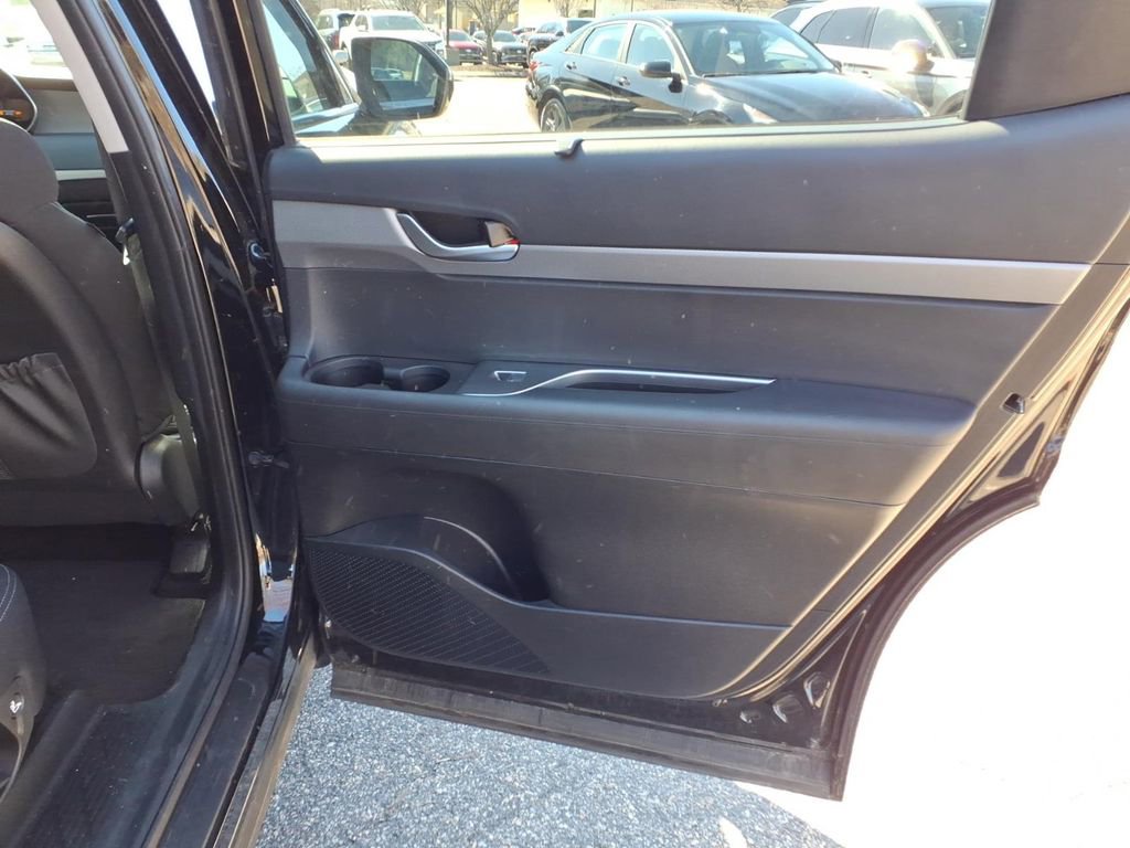 Used 2022 Hyundai Palisade SEL w/ Convenience Package AWD/4WD image 11