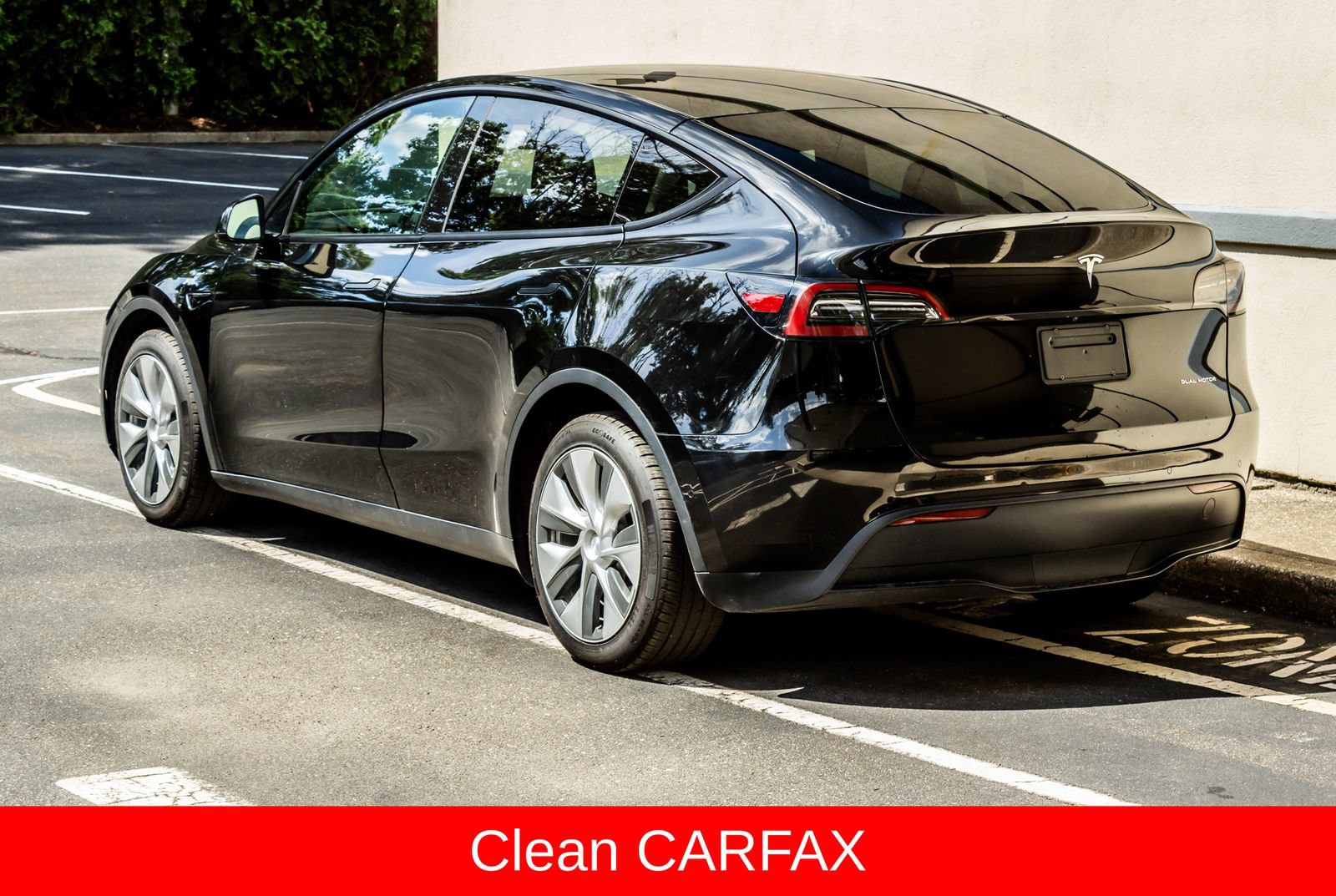 Used 2022 Tesla Model Y Long Range AWD/4WD image 5