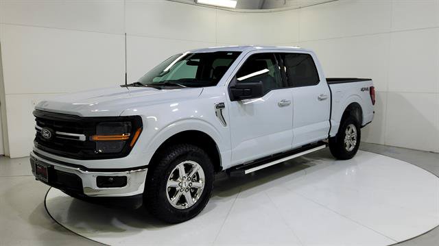 Used 2025 Ford F150 XLT w/ Equipment Group 301A Standard AWD/4WD image 3