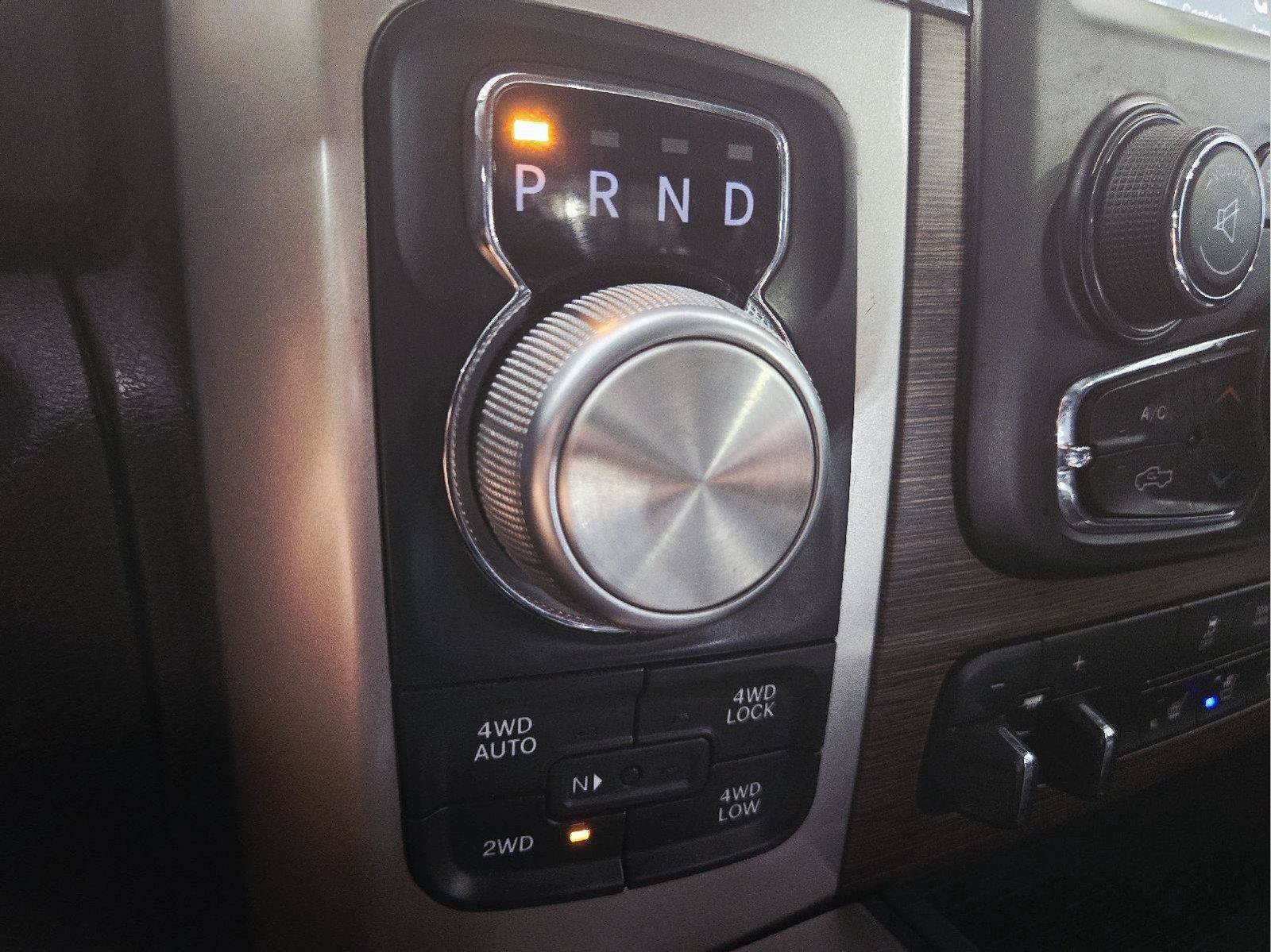 Used 2016 RAM 1500 Laramie w/ Convenience Group AWD/4WD image 32