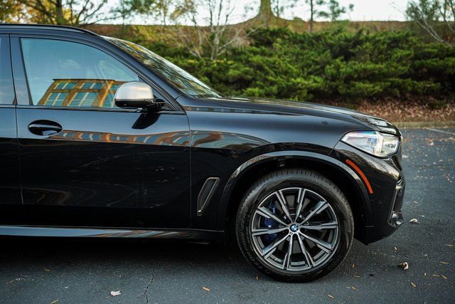 Used 2023 BMW X5 M50i w/ Executive Package image 11
