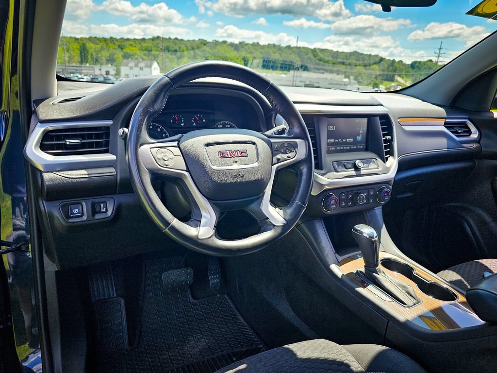 Used 2018 GMC Acadia SLE FWD image 12