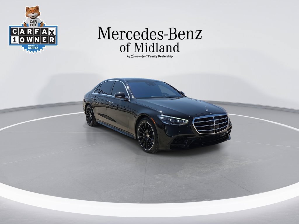 Certified 2022 Mercedes-Benz S 580 4MATIC Sedan w/ AMG Line Package image 2