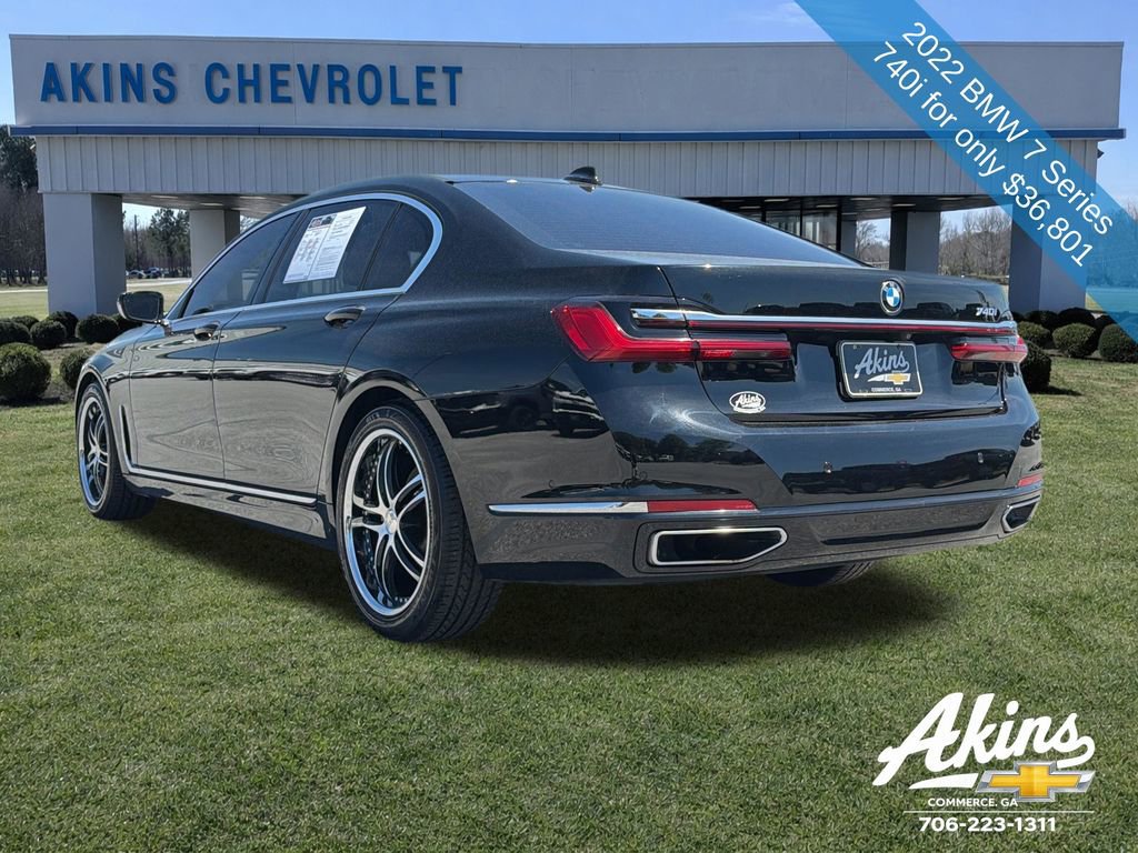 Used 2022 BMW 740i w/ Premium Package RWD image 10