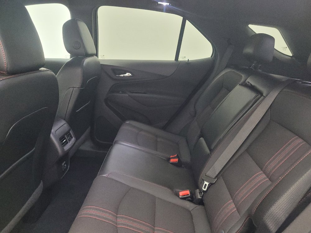 Used 2023 Chevrolet Equinox RS AWD/4WD image 18
