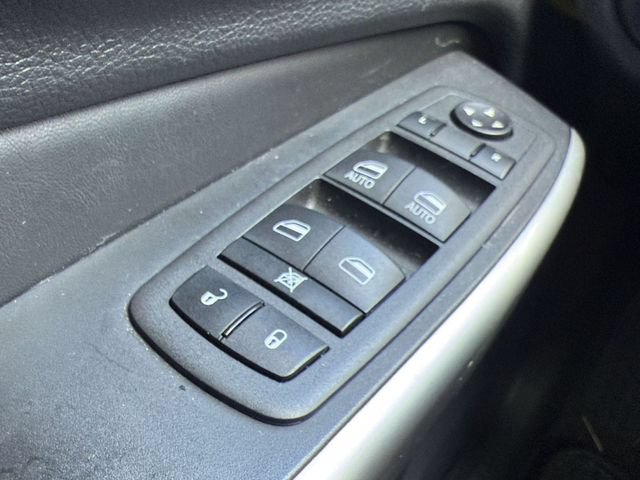 Used 2022 Jeep Cherokee Latitude w/ Sun & Sound Group AWD/4WD image 25