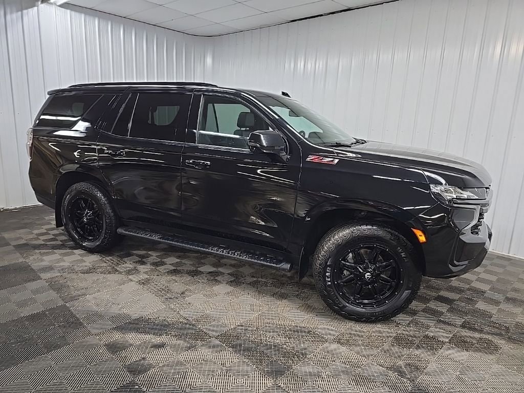 Used 2021 Chevrolet Tahoe Z71 w/ Z71 Signature Package image 1