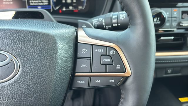 Used 2025 Toyota Grand Highlander AWD Hybrid image 20
