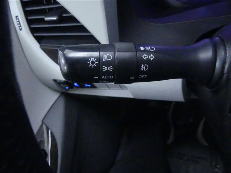 Used 2019 Toyota Sienna XLE w/ XLE Navigation Package image 19