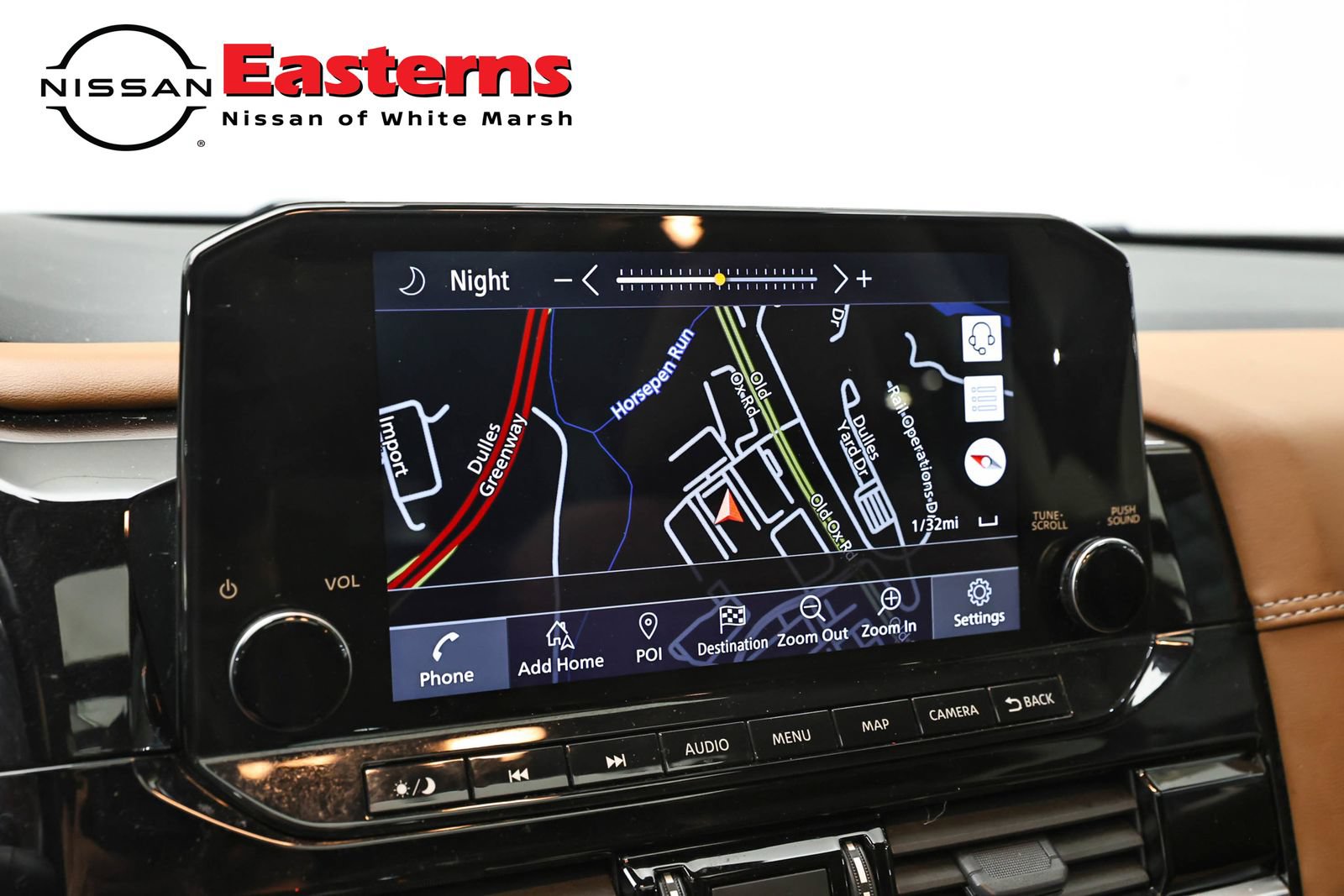 Used 2023 Nissan Pathfinder Platinum w/ Cargo Package AWD/4WD image 18