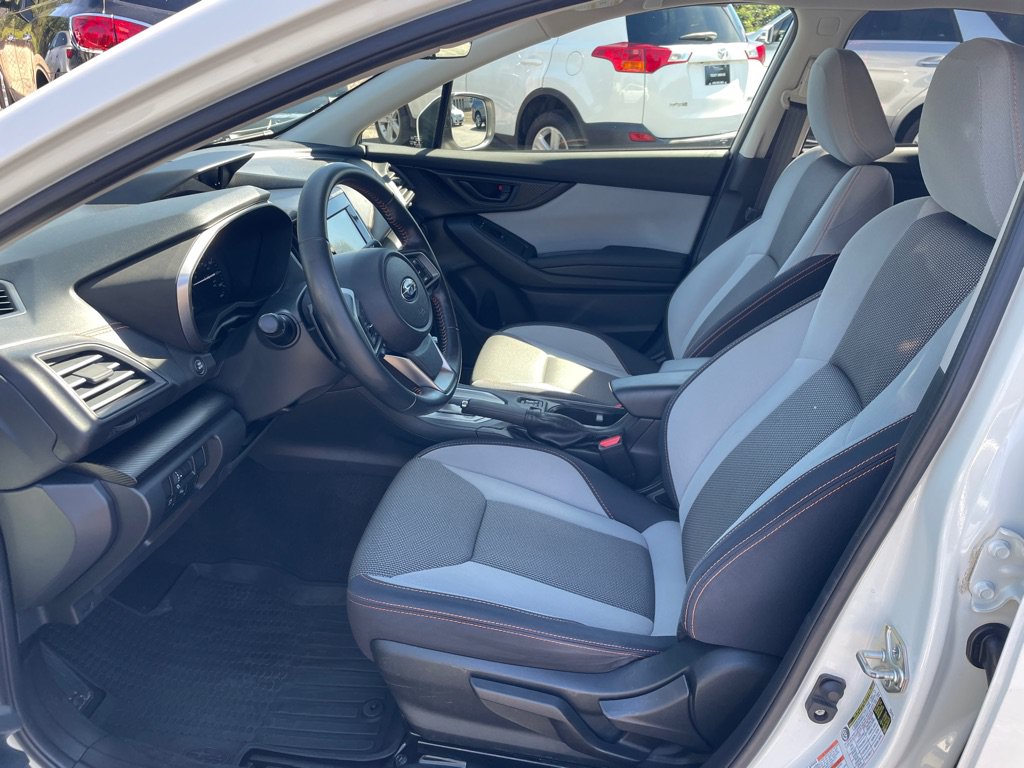 Used 2020 Subaru Crosstrek 2.0i Premium w/ Moonroof Package 1 AWD/4WD image 12