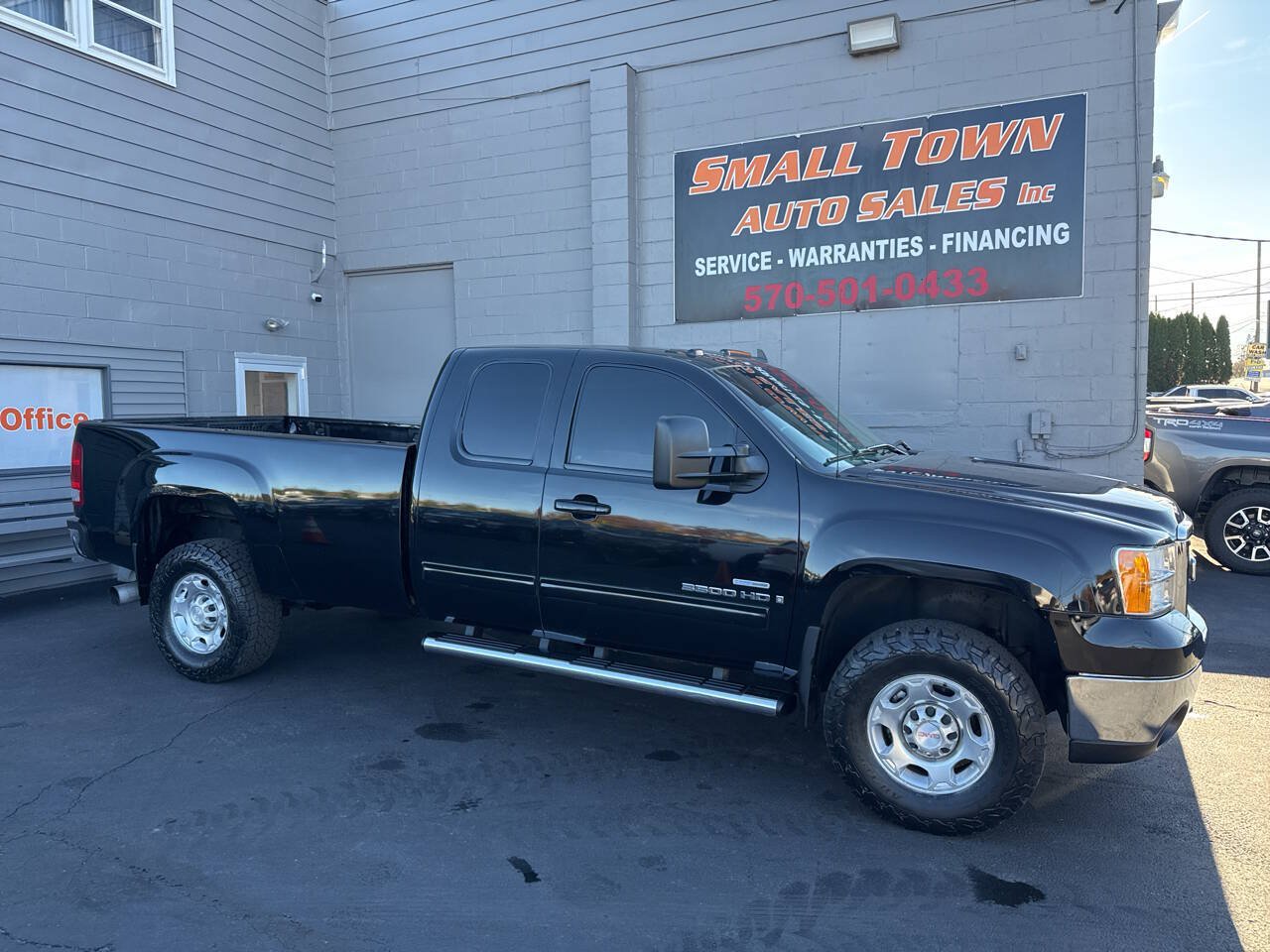 Used 2007 GMC Sierra 3500 SLT w/ Convenience Package AWD/4WD image 1