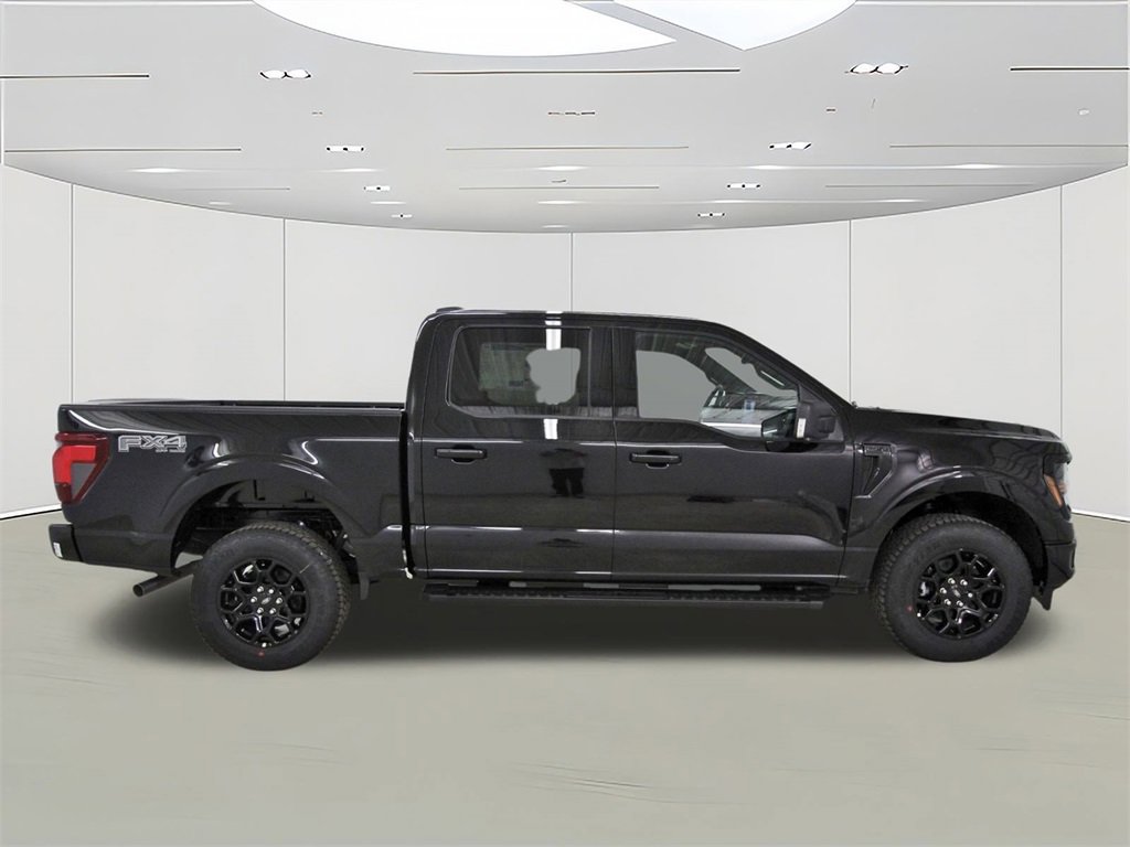 New 2025 Ford F150 XLT w/ Equipment Group 302A MID image 3