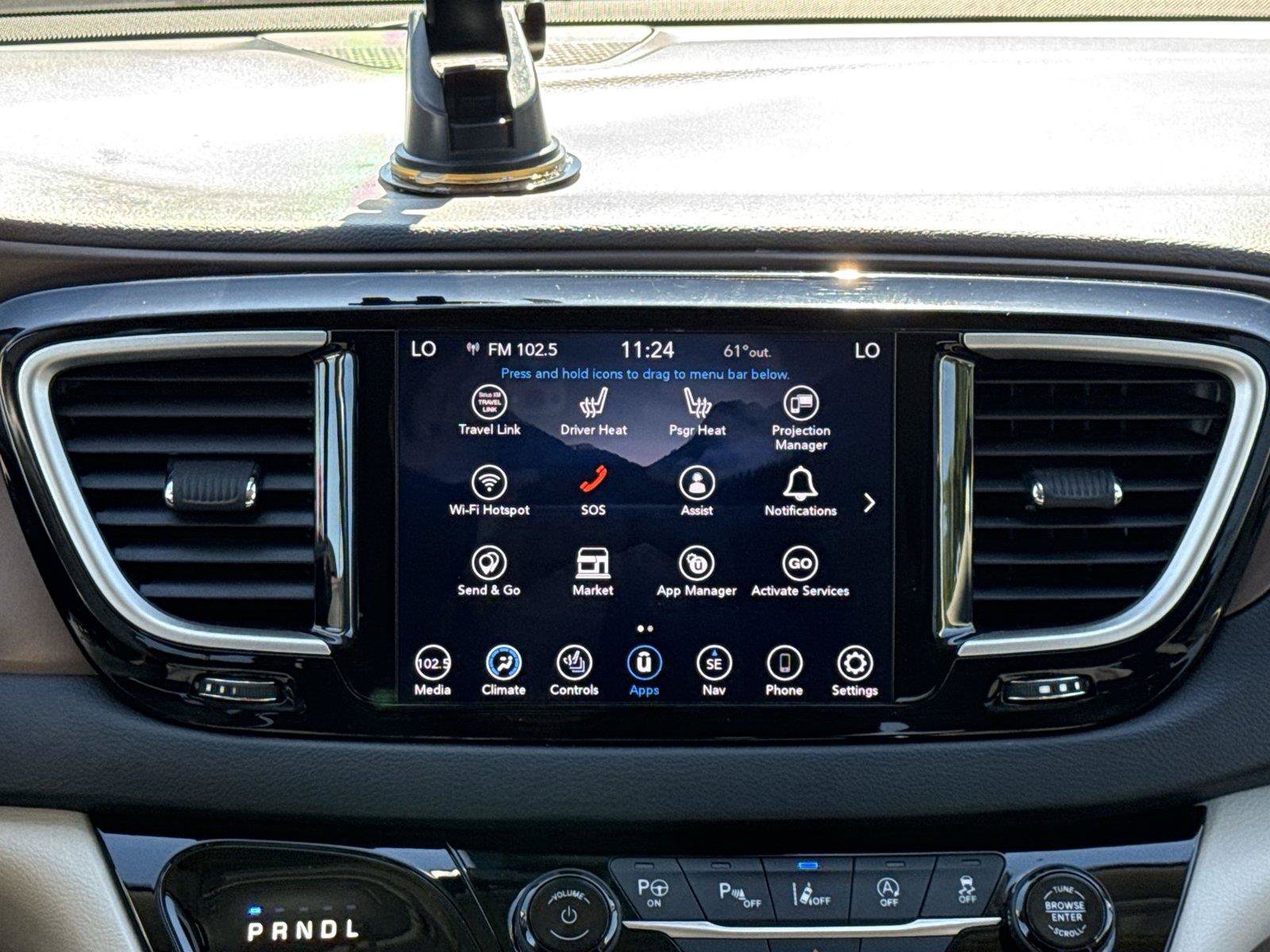 Used 2019 Chrysler Pacifica Touring Plus w/ Advanced Safetytec Group FWD image 27
