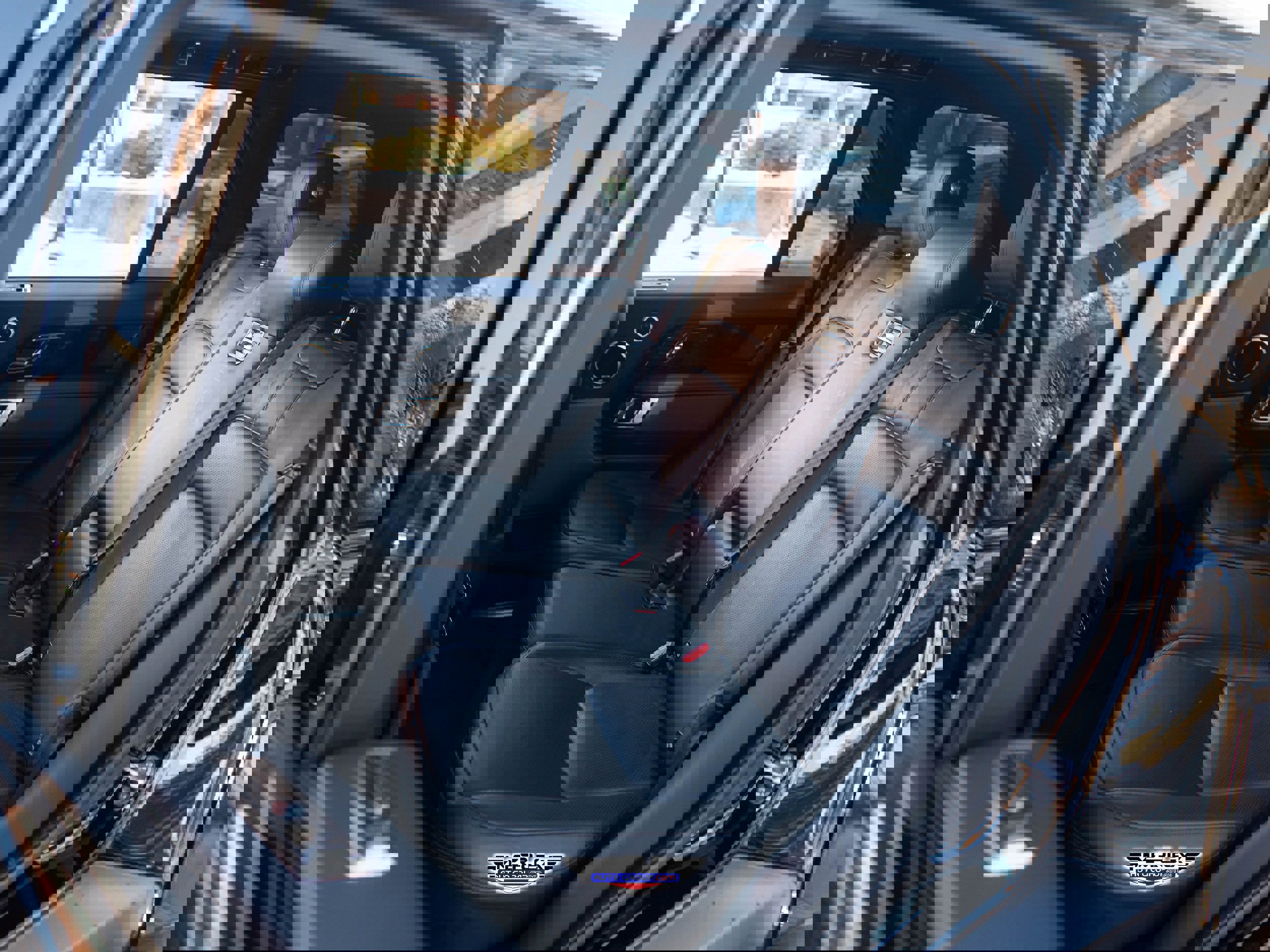 Used 2020 Land Rover Range Rover HSE image 20