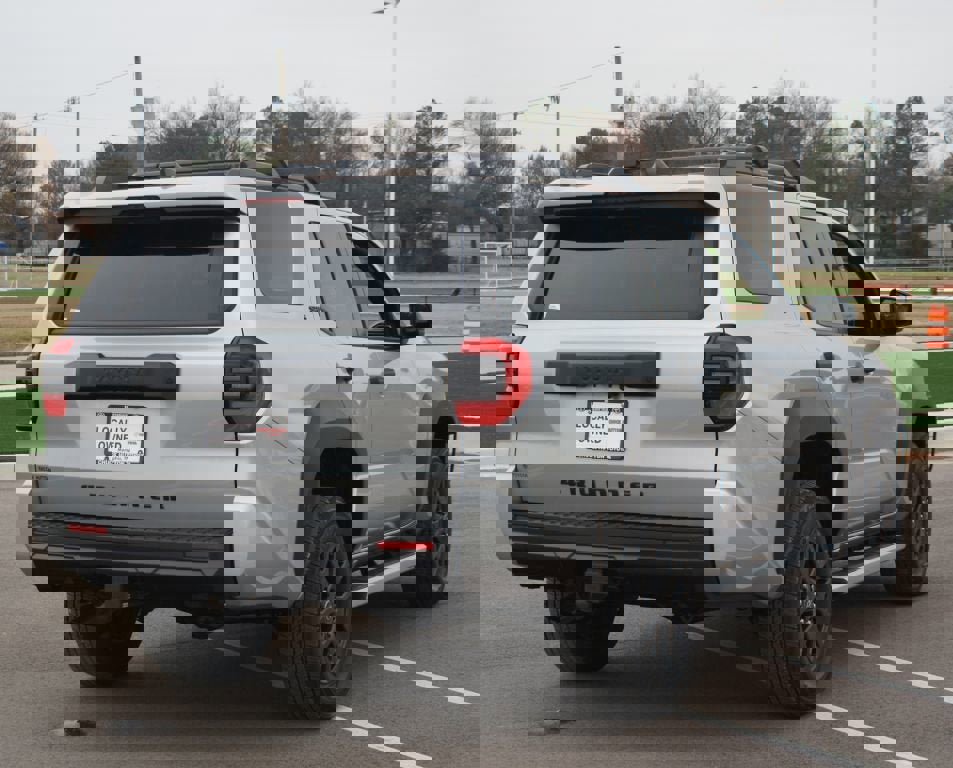 Used 2025 Toyota 4Runner SR5 image 17