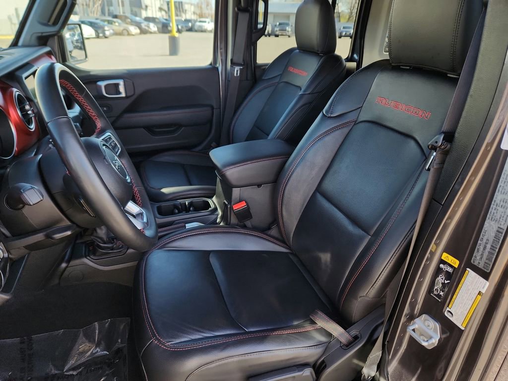 Used 2021 Jeep Wrangler Unlimited Rubicon w/ Xtreme Recon 35" Tire Package AWD/4WD image 18