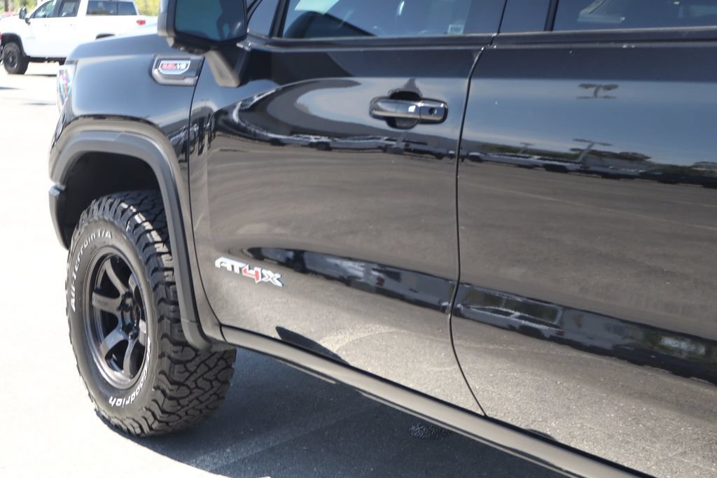 Used 2023 GMC Sierra 1500 AT4X AWD/4WD image 17